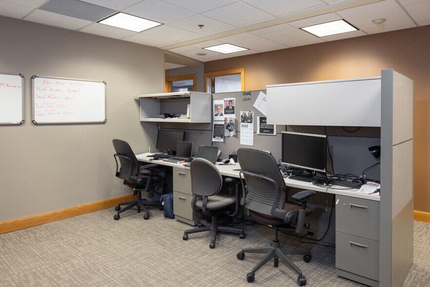 More Photos Of 201 5th St N, Fargo Hotel For Lease