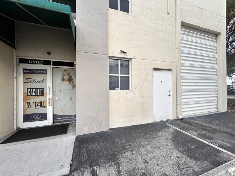 More Photos Of 5930 NW 99th Ave, Miami Light Distribution For Sale