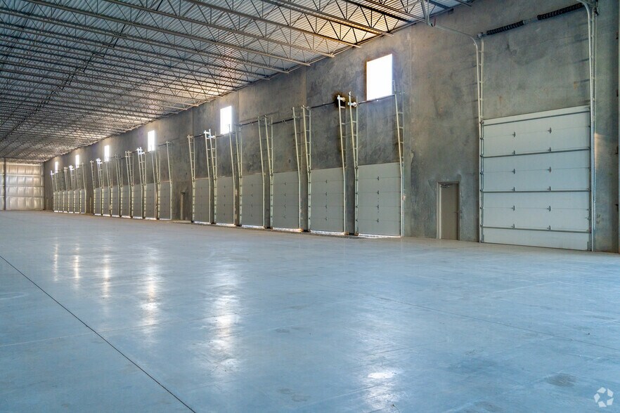 More Photos Of 6000 Enterprise Park Dr, Sanford Distribution For Sale