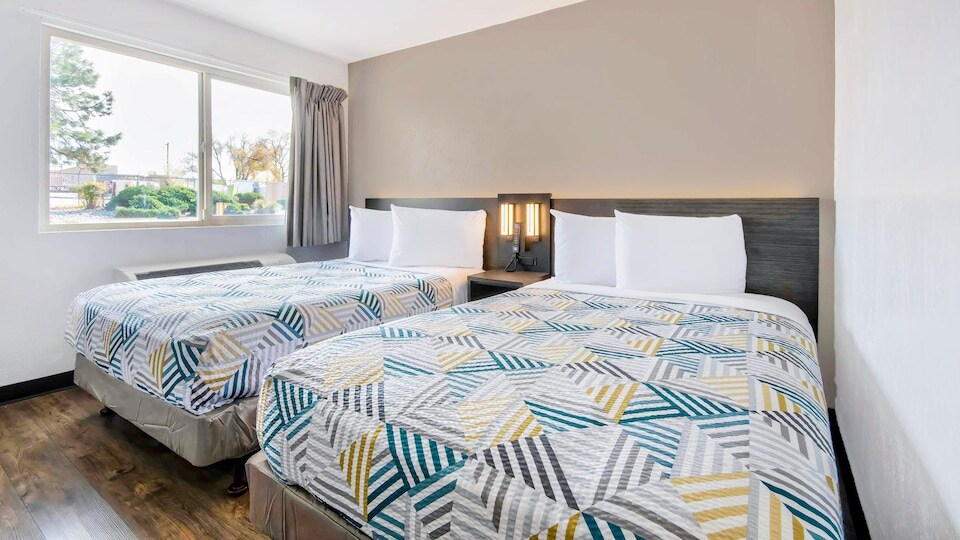 More Photos Of 3007 Cerrillos Rd, Santa Fe Hotel For Sale