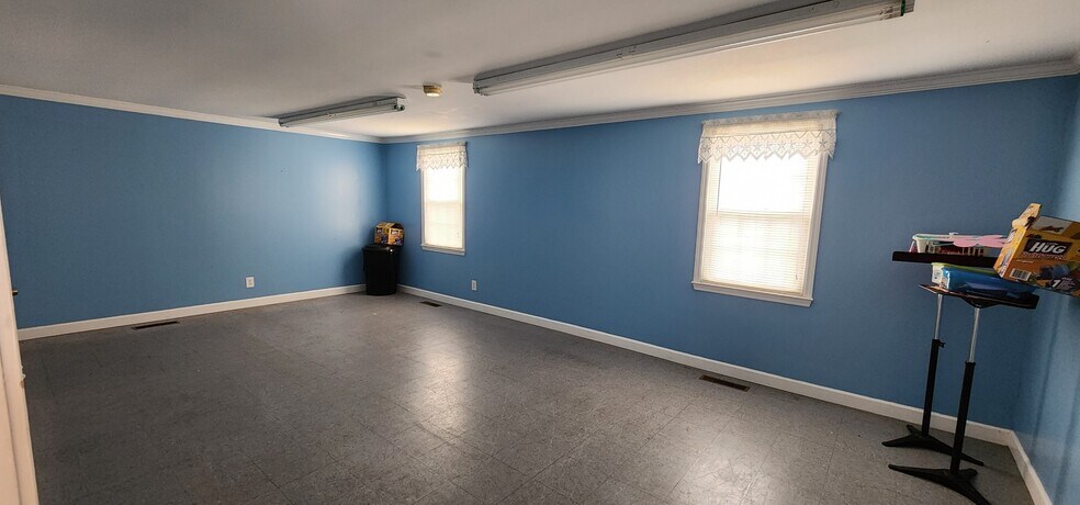 More Photos Of 2502 Moody Pky, Moody Religious Facility For Sale