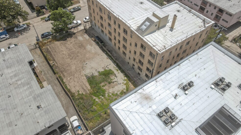 More Photos Of 933 S Gramercy Pl, Los Angeles Land For Sale