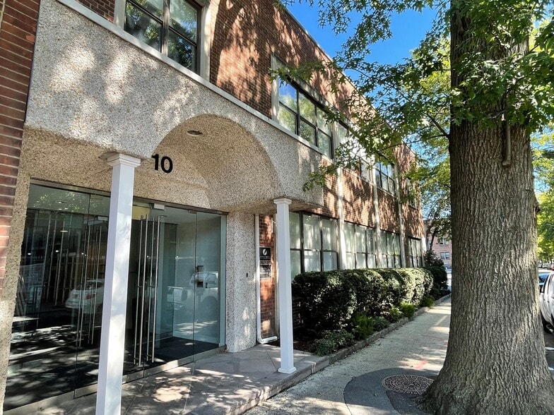 More Photos Of 10 Mitchell Pl, White Plains Office For Lease