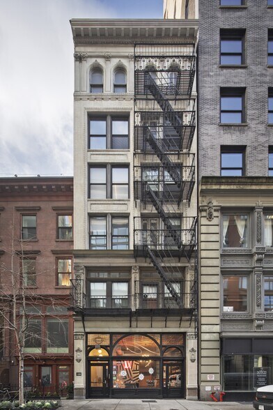 More Photos Of 54 W 22nd St, New York Office For Sale