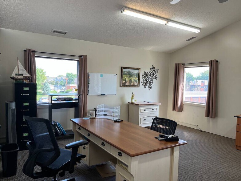 More Photos Of 1435 Division St, Waite Park Convenience Store For Lease