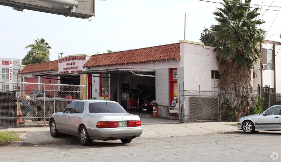 More Photos Of 820 E 3rd St, Long Beach Auto Repair For Lease