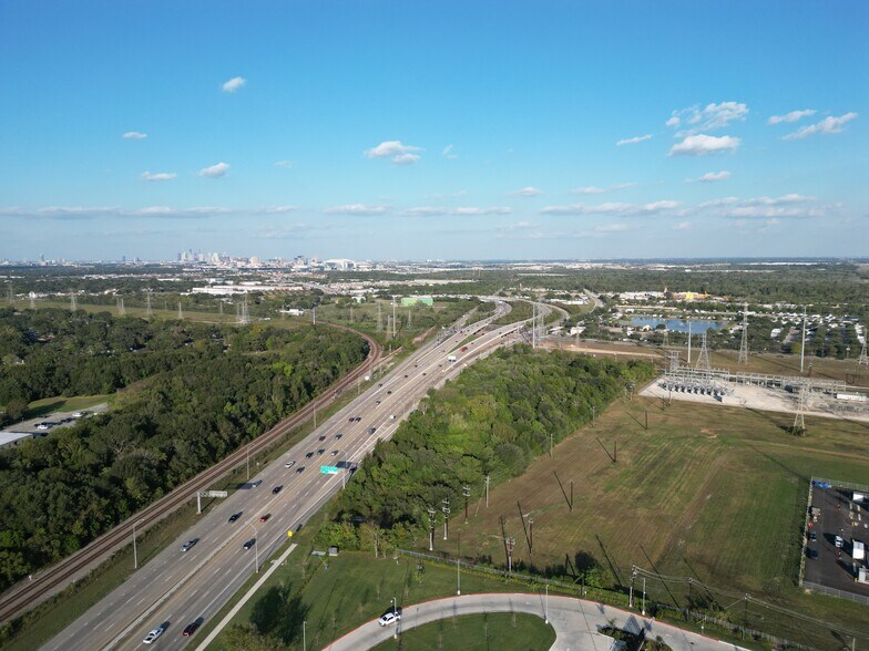 More Photos Of 11799 S Main, Houston Land For Sale