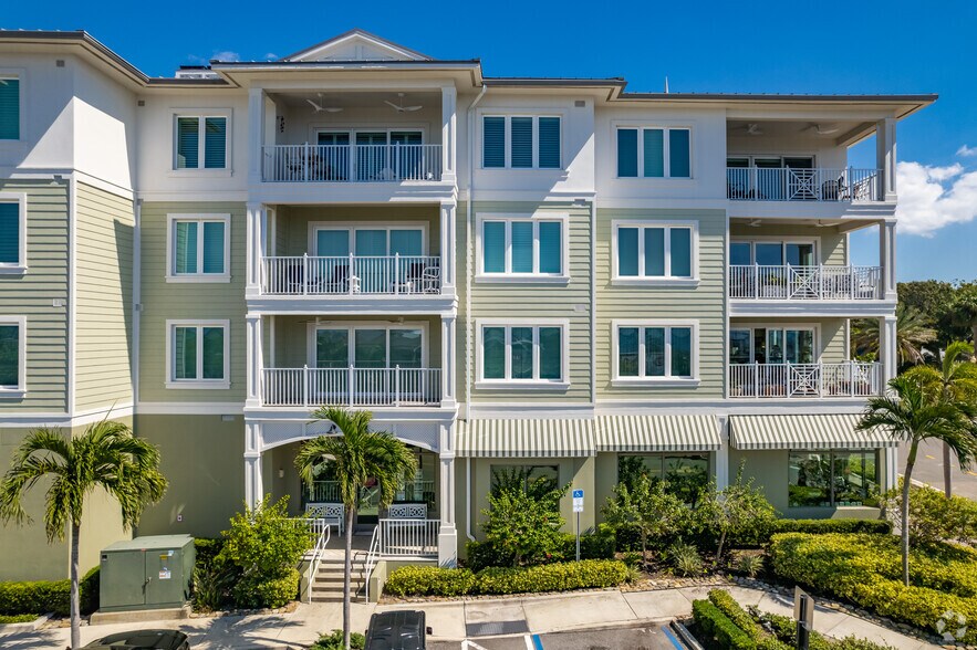 More Photos Of 200 Main St, Dunedin Apartments For Lease
