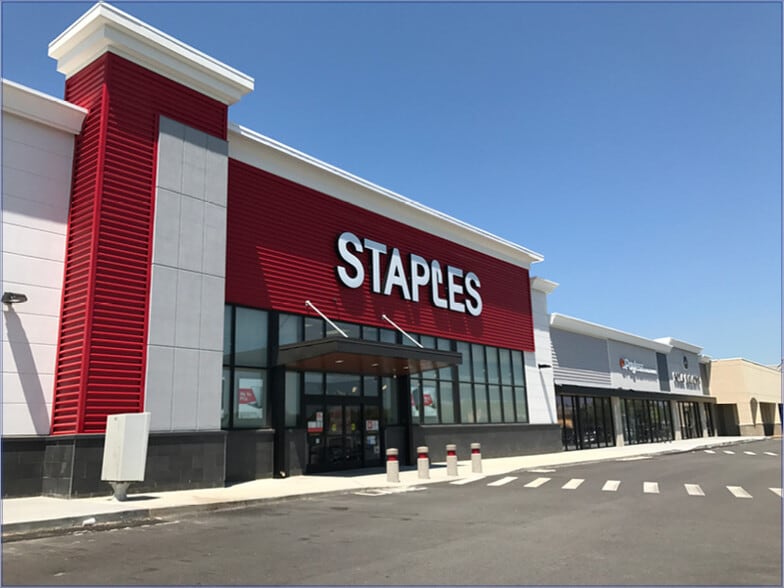 Primary Photo Of 287 Washington St, Attleboro Unknown For Lease