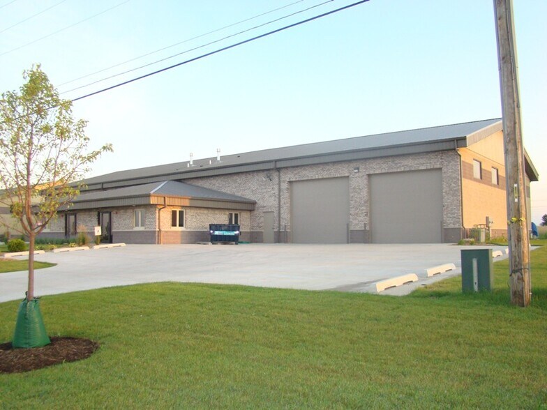 Primary Photo Of 16726 Cherry Creek Ct, Joliet Warehouse For Lease