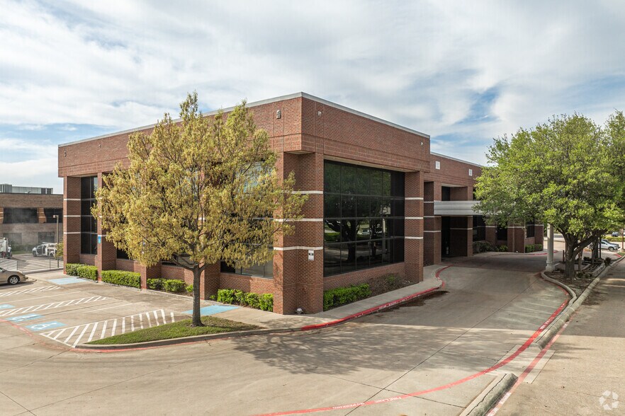 More Photos Of 3900 American Dr, Plano Medical For Sale