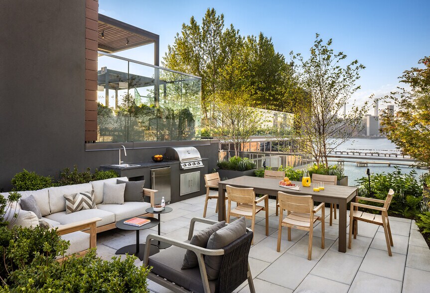 More Photos Of 60 Wharf Dr, Brooklyn Apartments For Lease