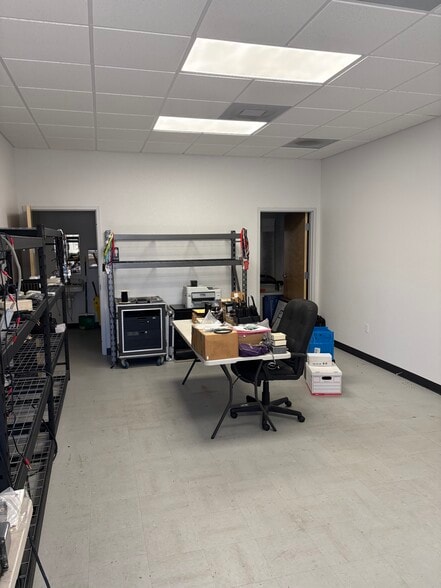 More Photos Of 715 Golden Spike Ln, Sanford Warehouse For Lease