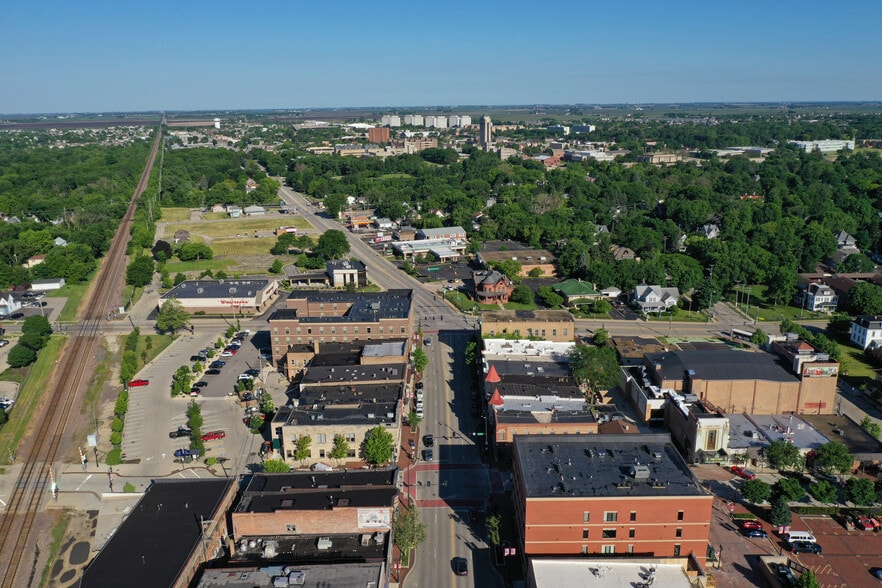 More Photos Of 137 E Lincoln Hwy, Dekalb General Retail For Sale