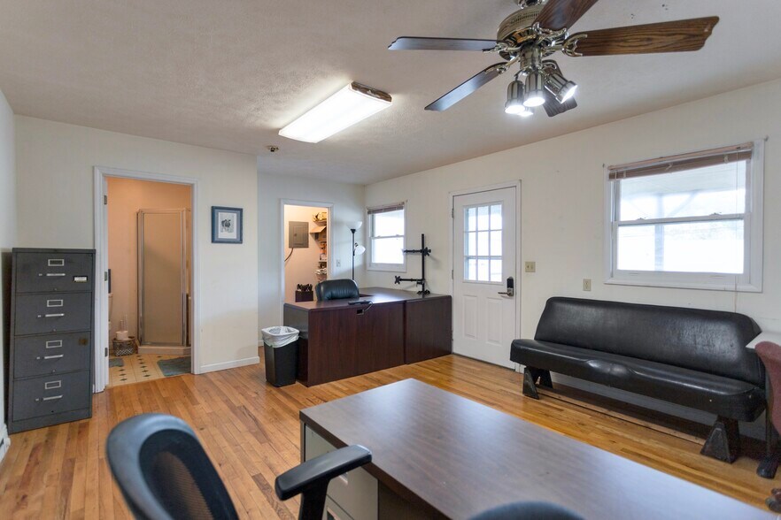 More Photos Of 510 W 28th St, Buena Vista Warehouse For Sale