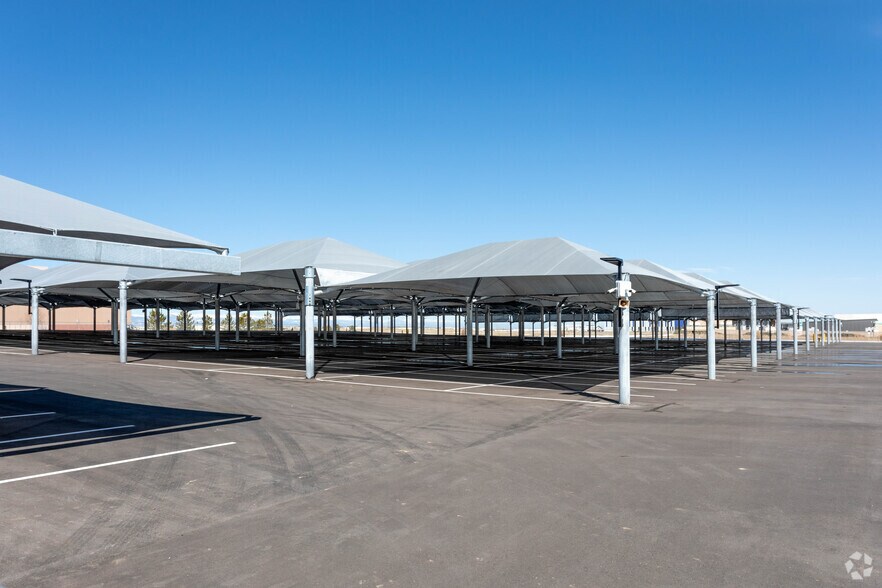 More Photos Of 14151 Grassland Dr, Englewood General Retail For Sale