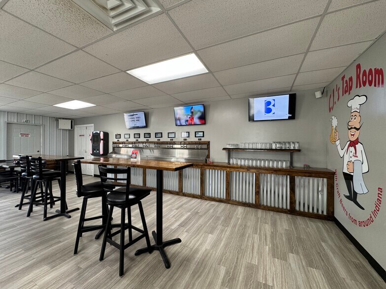 More Photos Of 18 N 4th St, Gosport Storefront Retail Office For Sale