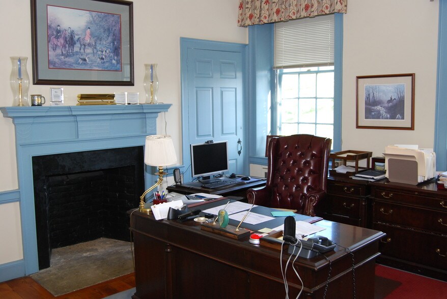 More Photos Of 120 Arrandale Blvd, Exton Office For Sale