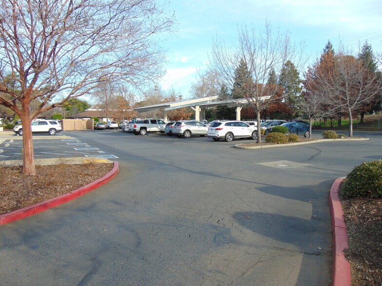 More Photos Of 670 Rio Lindo Ave, Chico Office For Sale