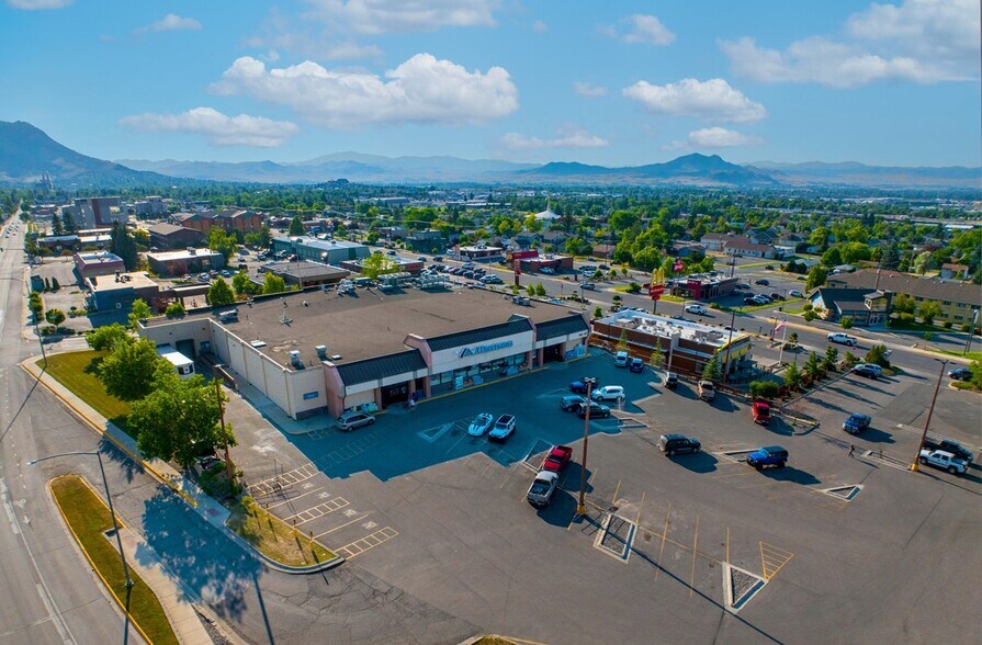More Photos Of 600 N Fee St, Helena Supermarket For Sale