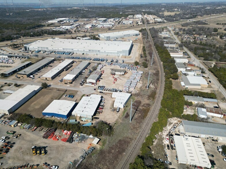 More Photos Of 902 Kck Way, Cedar Hill Distribution For Sale