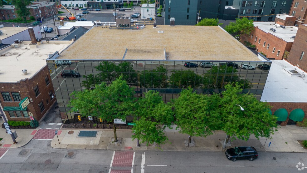 More Photos Of 395 E Broad St, Columbus Office For Sale