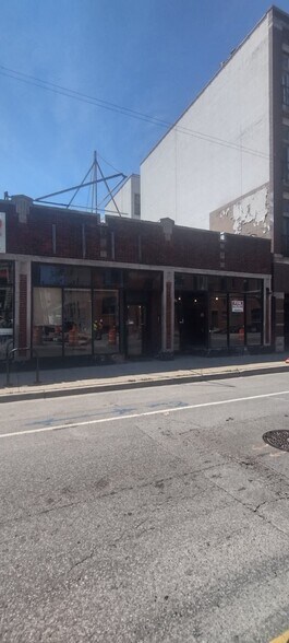 More Photos Of 1459-1469 W Irving Park Rd, Chicago Storefront For Lease