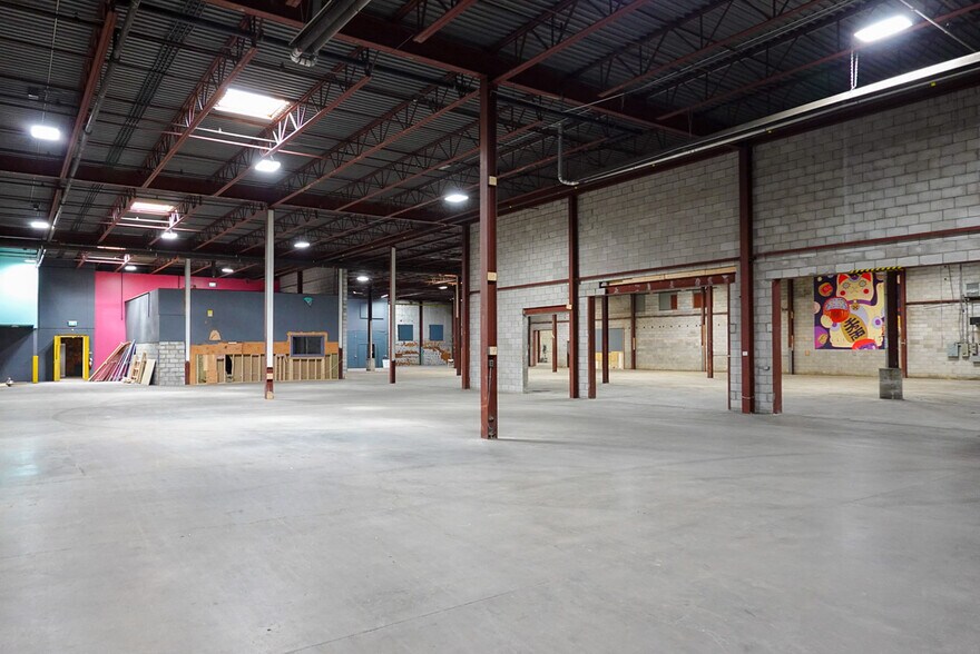 More Photos Of 75 Westmore Dr, Toronto Warehouse For Sale