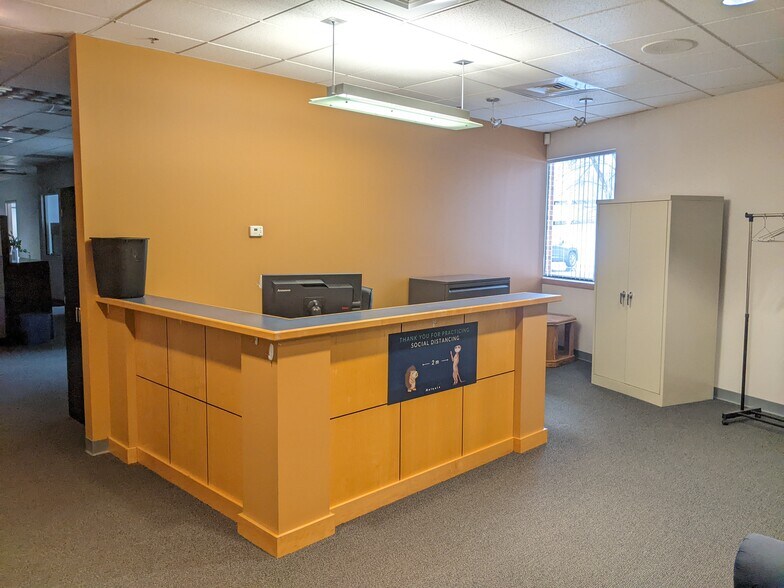 More Photos Of 15 Trafalgar Sq, Nashua Office For Lease