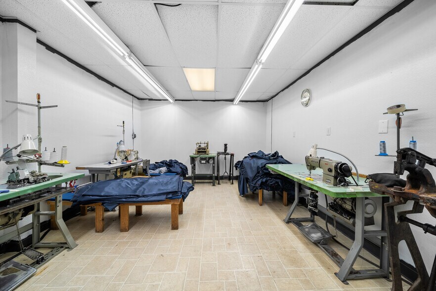 More Photos Of 321 E Main St, El Centro Warehouse For Sale