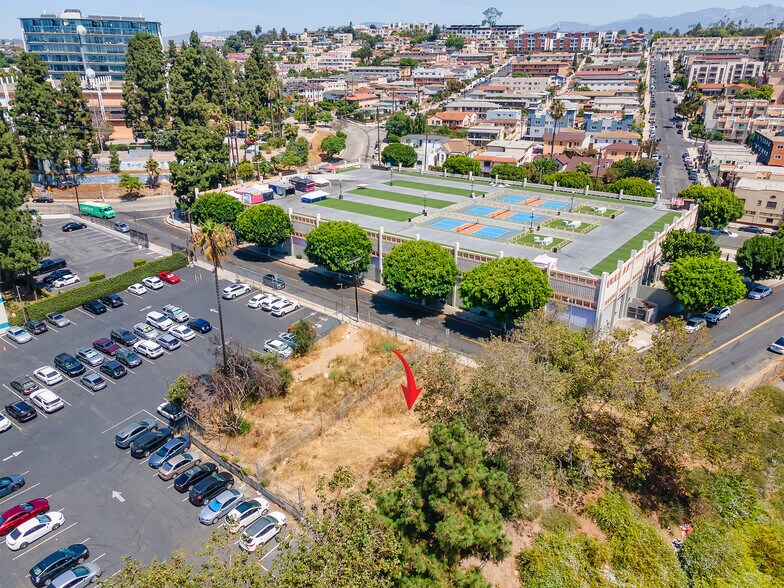 More Photos Of 1014 Bartlett St, Los Angeles Land For Sale