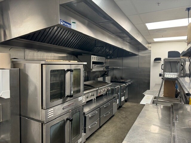 More Photos Of 701 S Broadway, Saint Louis Restaurant For Sale