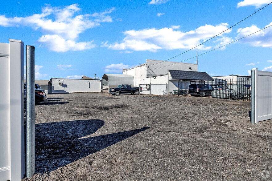 More Photos Of 245 Pennsylvania Ave, Virginia Beach Auto Repair For Lease