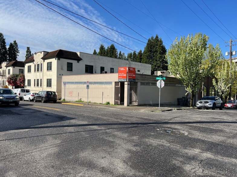 Primary Photo Of 2645 N Mississippi Ave, Portland Light Manufacturing For Sale