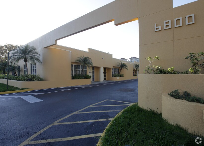 Primary Photo Of 6800 W Commercial Blvd, Lauderhill Office For Lease