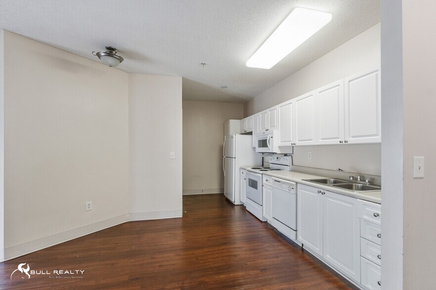 More Photos Of 4711 Bishop Ming Blvd, Stone Mountain Apartments For Sale