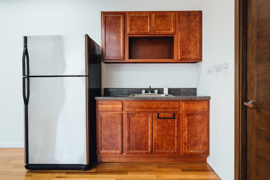 More Photos Of 384 Troutman St, Brooklyn Loft Creative Space For Lease