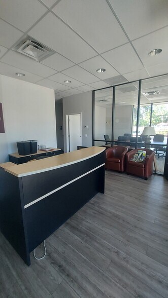 More Photos Of 301 East Lake Woodlands Pkwy, Oldsmar Medical For Lease