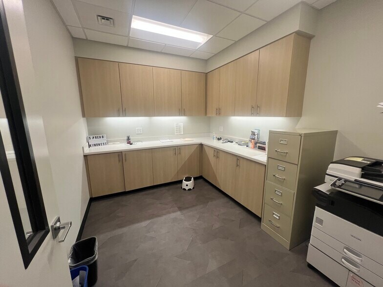 More Photos Of 1515 S Technology Blvd, Spokane Freestanding For Sale