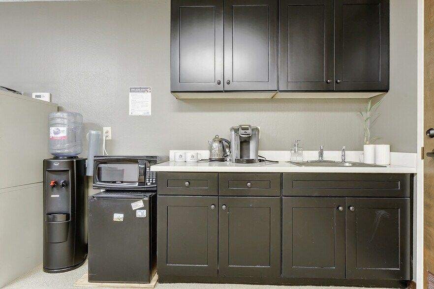 More Photos Of 1754 Technology Dr, San Jose Medical For Lease