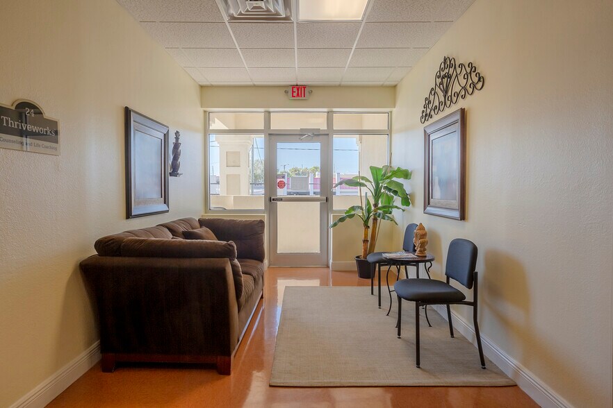 More Photos Of 501 S Lincoln Ave, Clearwater Medical For Lease