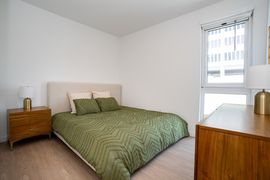 More Photos Of 1915 Park Avenue, Los Angeles Apartments For Sale