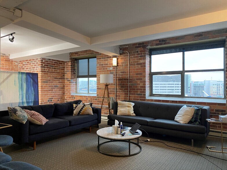 More Photos Of 2601-2609 Blake St, Denver Office For Lease