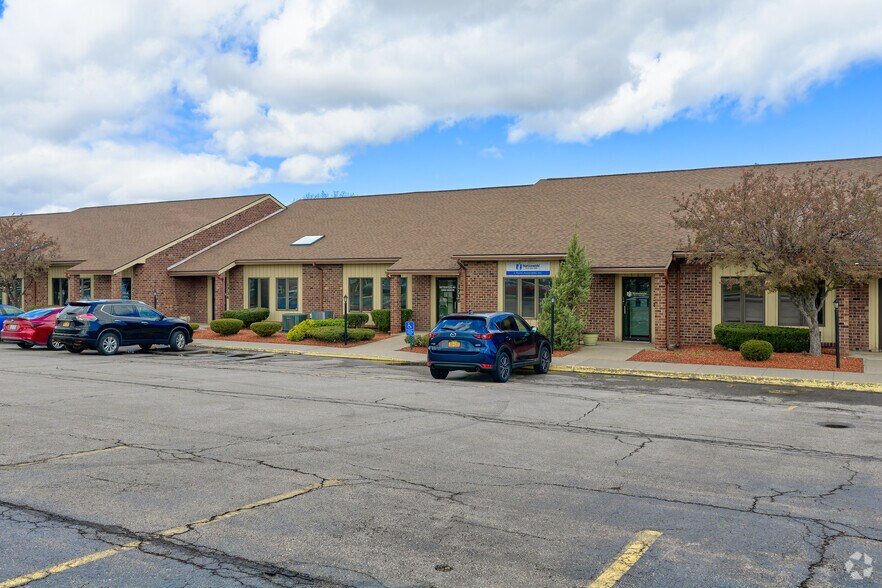 More Photos Of 1724-1742 E Ridge Rd, Rochester Medical For Sale