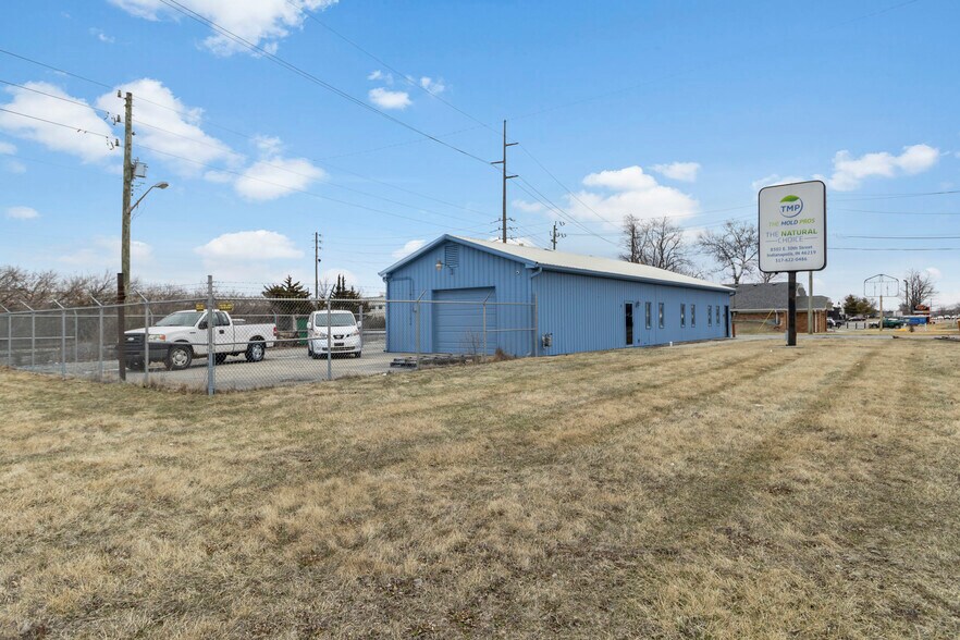 More Photos Of 8502 E 30th St, Indianapolis Warehouse For Sale