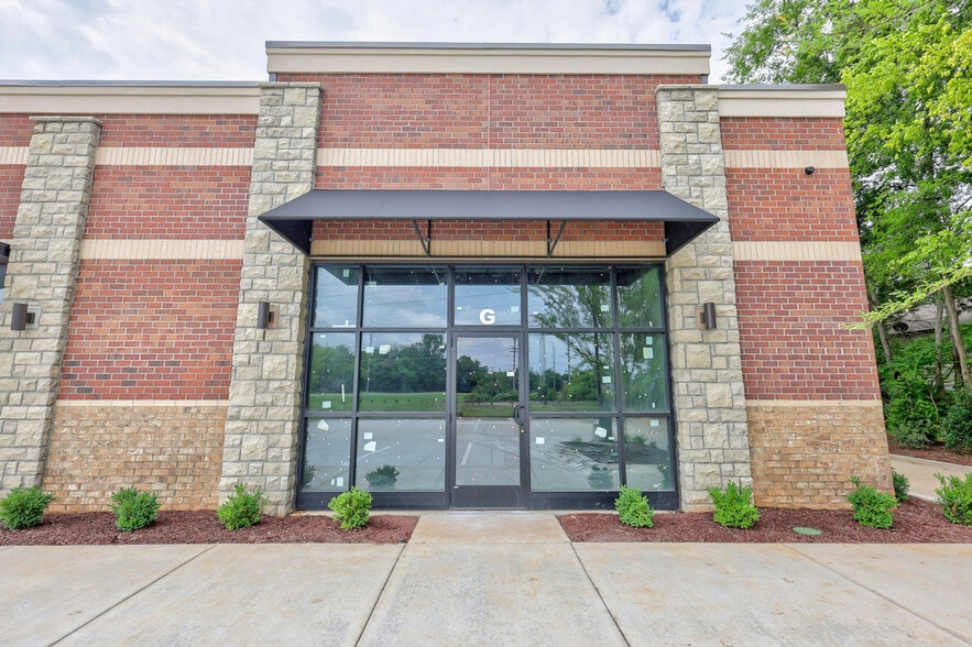 More Photos Of 2216 Dr Martin Luther King Blvd, Murfreesboro Freestanding For Lease