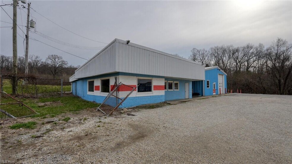 More Photos Of 11445 E Pike Rd, Cambridge Light Manufacturing For Lease