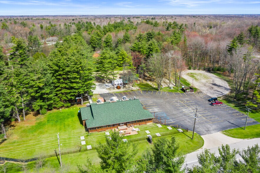 More Photos Of 8826 Gratiot Ave, Columbus Restaurant For Sale