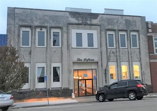 Primary Photo Of 215 6th Ave S, Clinton Office For Sale