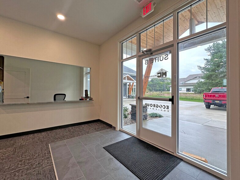 More Photos Of 6134 Northland NE dr, Belmont Office For Sale